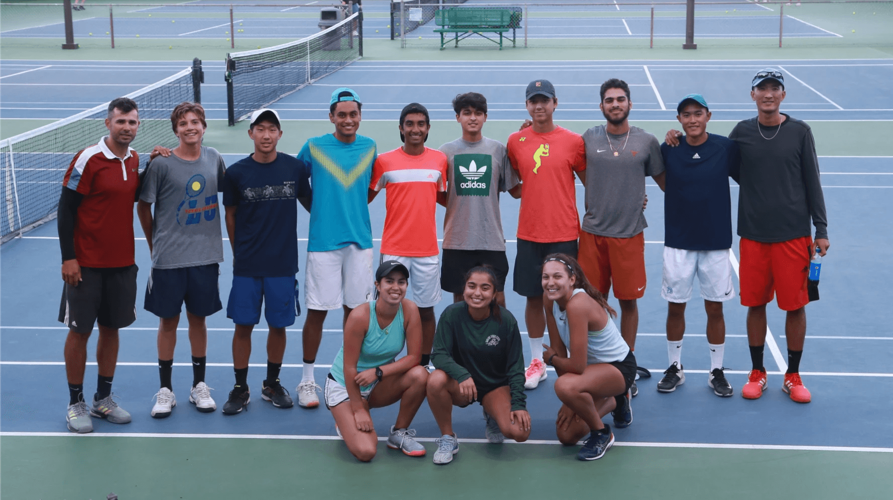 Tennis lesson on a San Jose court